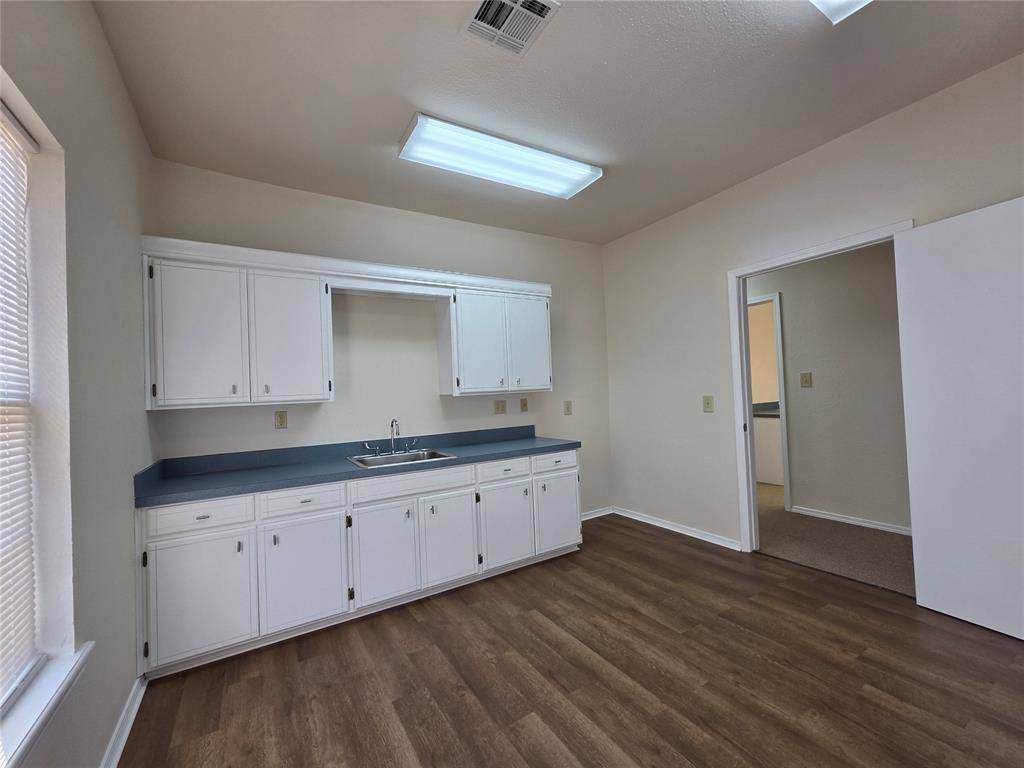 214 N Oklahoma AVE, Shawnee, OK 74801