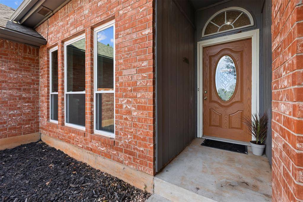 17300 Valley Crest, Edmond, OK 73012