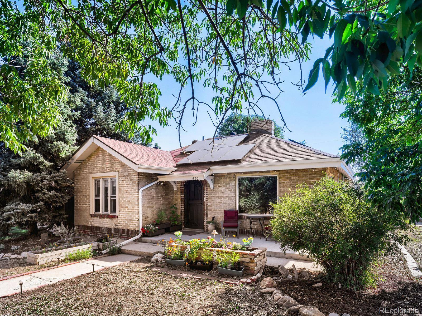 690 S Eliot ST, Denver, CO 80219