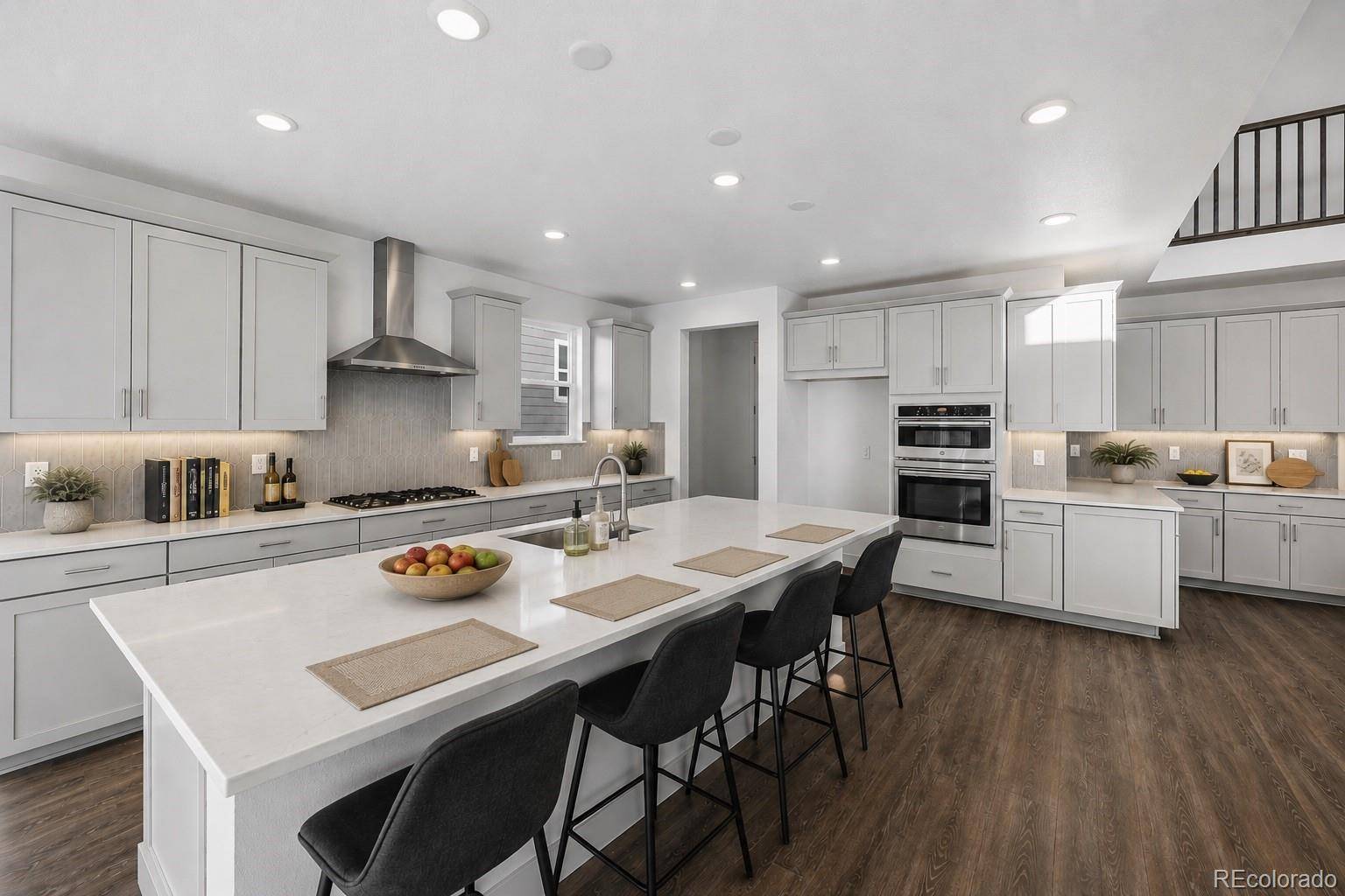 16616 W 93rd PL, Arvada, CO 80007