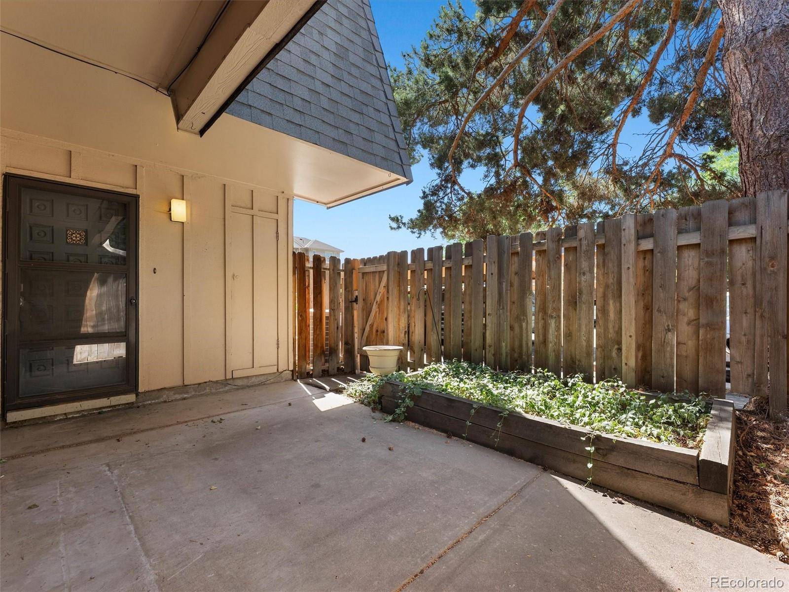 7995 E Mississippi AVE #D7, Denver, CO 80247