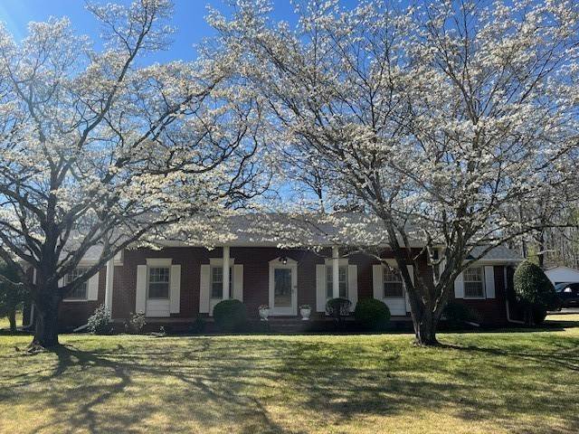 1386 Chisholm Rd, Cypress Inn, TN 38452