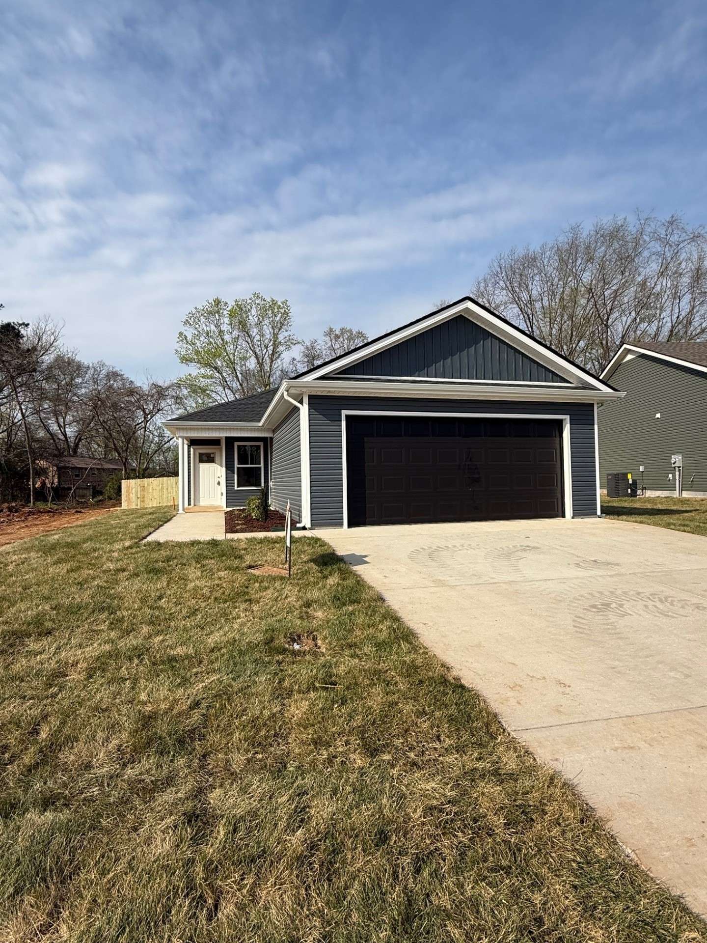 2663 Scott Dr, Clarksville, TN 37042