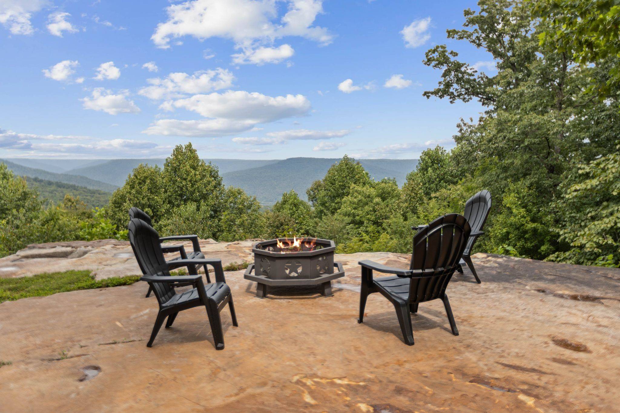 3107 Jackson Point Rd, Sewanee, TN 37375