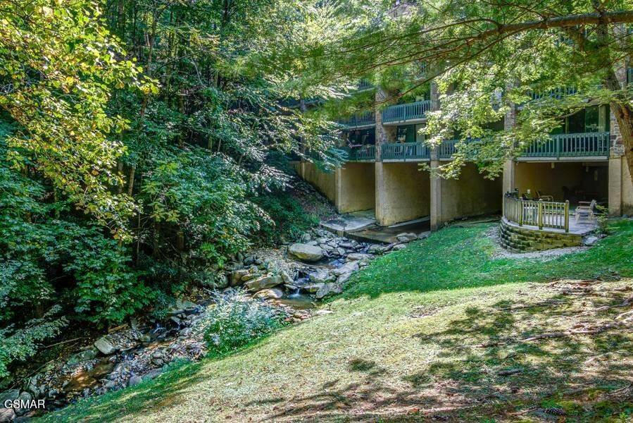 1435 Wiley Oakley Drive #APT 177, Gatlinburg, TN 37738