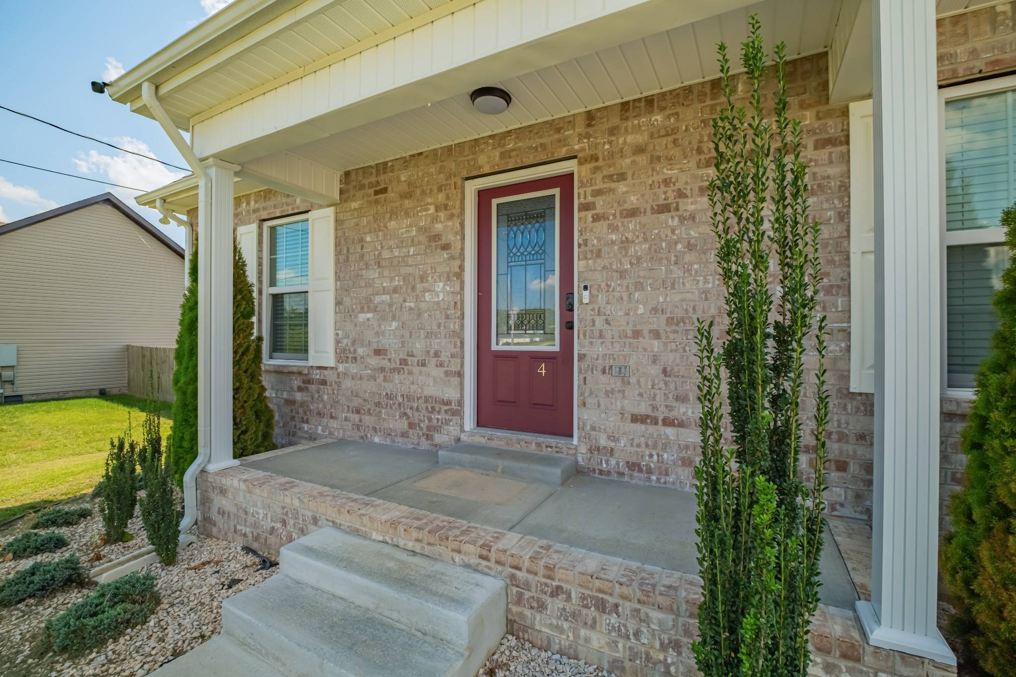 664 Ridge St, Manchester, TN 37355