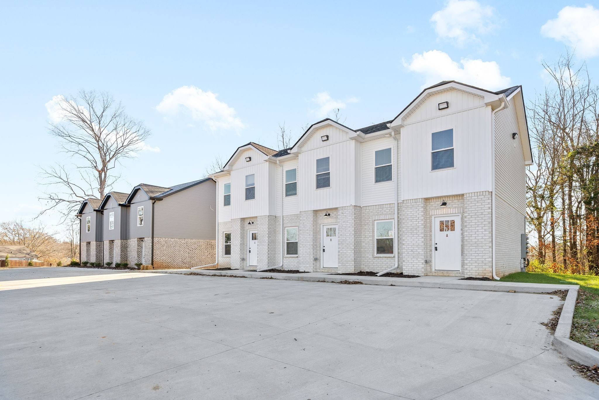 1660 Golf Club Ln #E, Clarksville, TN 37043