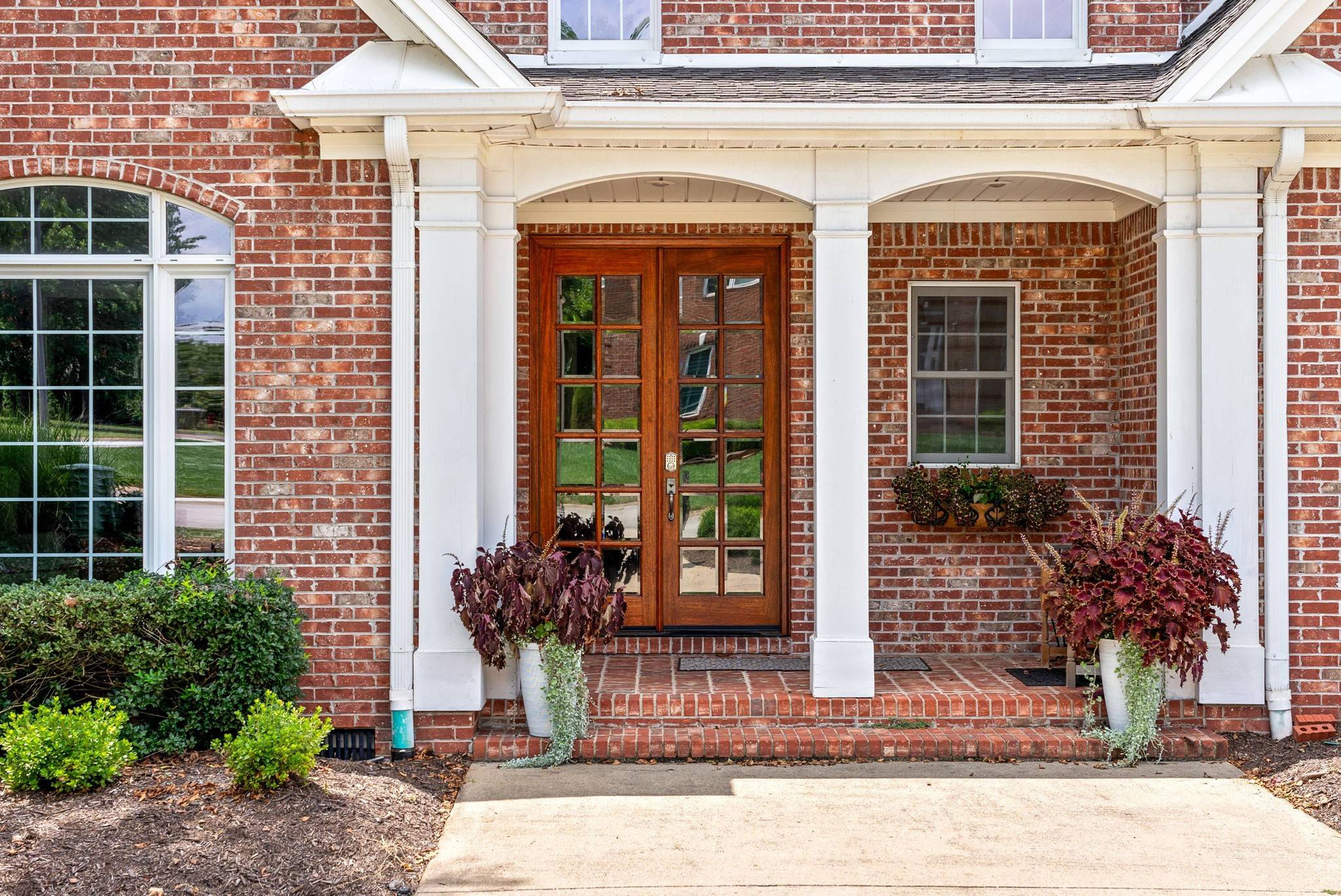305 Lincoln Way, Hopkinsville, KY 42240