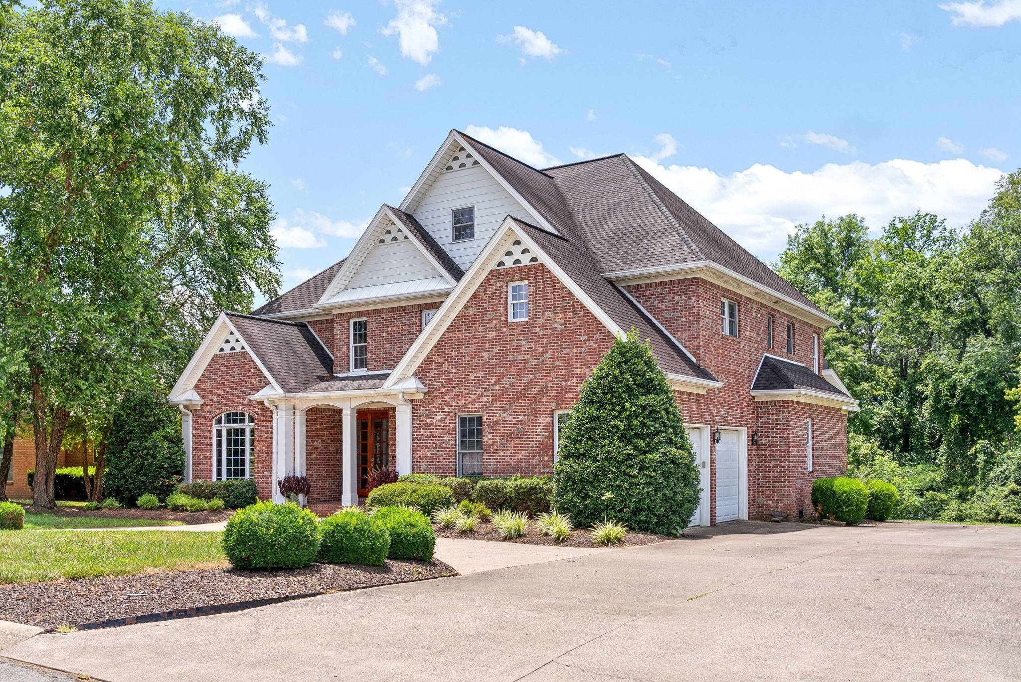 305 Lincoln Way, Hopkinsville, KY 42240