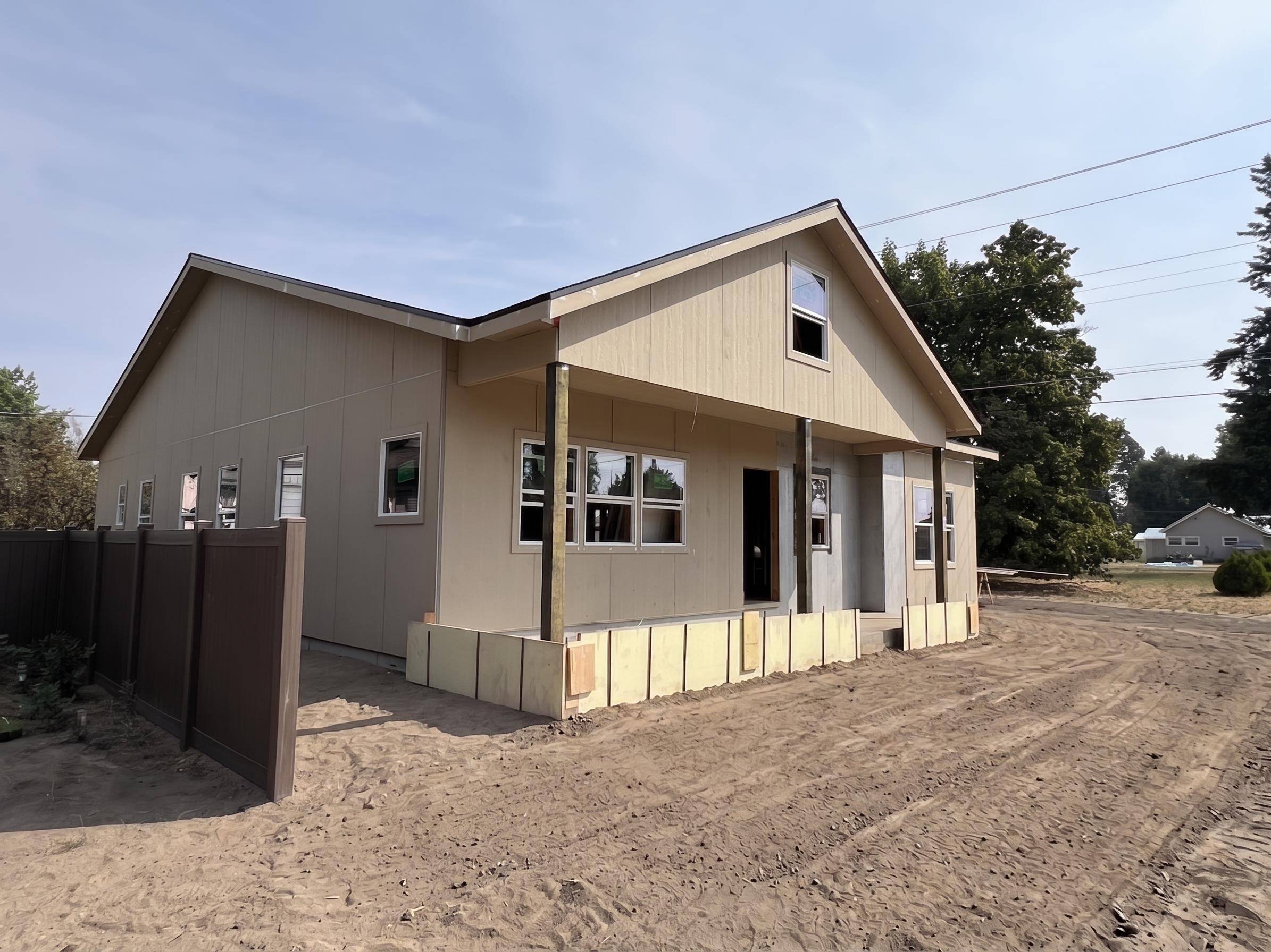 818 W Nebraska Ave, Spokane, WA 99205