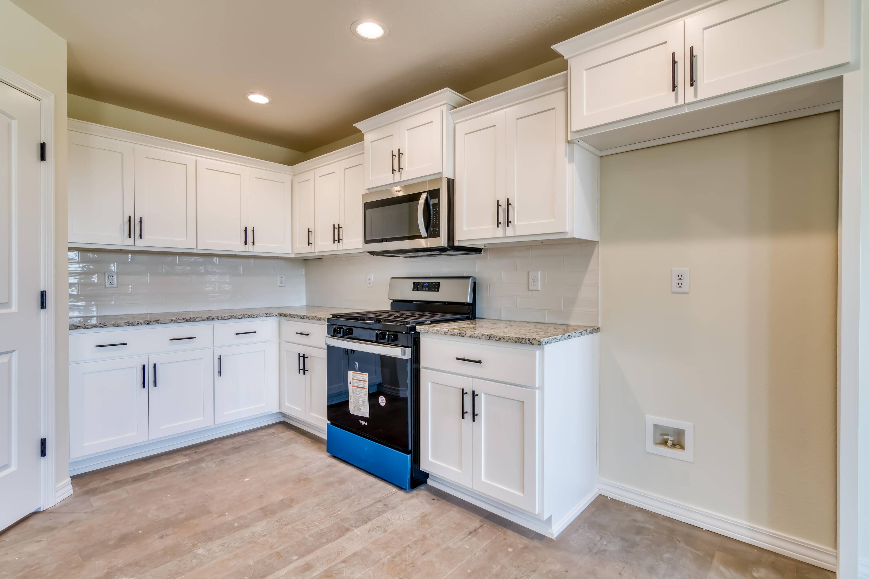 646 W Brook Hollow RD, Nixa, MO 65714