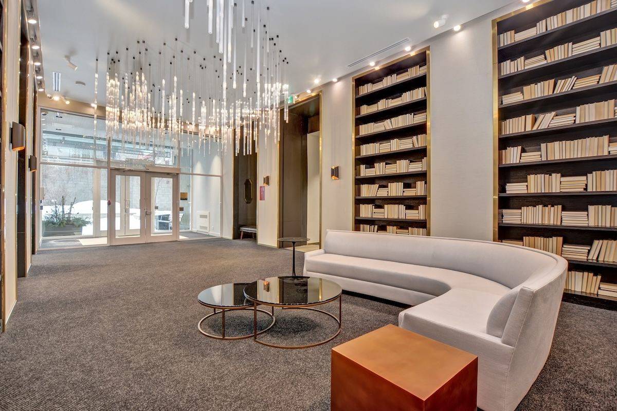 428 Sparks ST #907, Ottawa Centre, ON K1R 0B3
