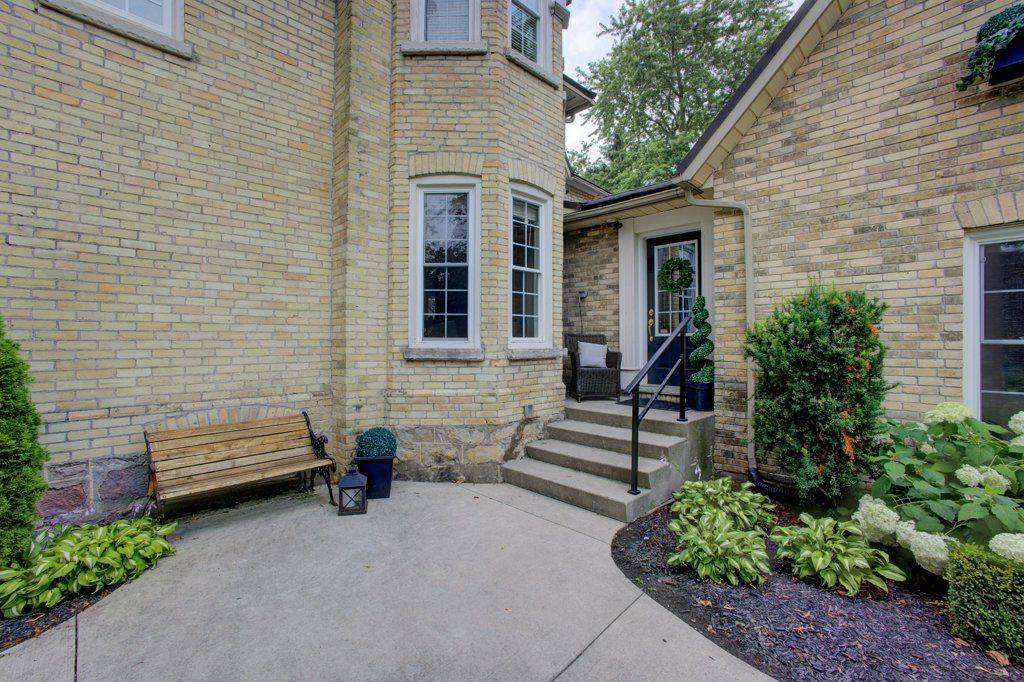 116 Walton ST, Wellington North, ON N0G 1A0
