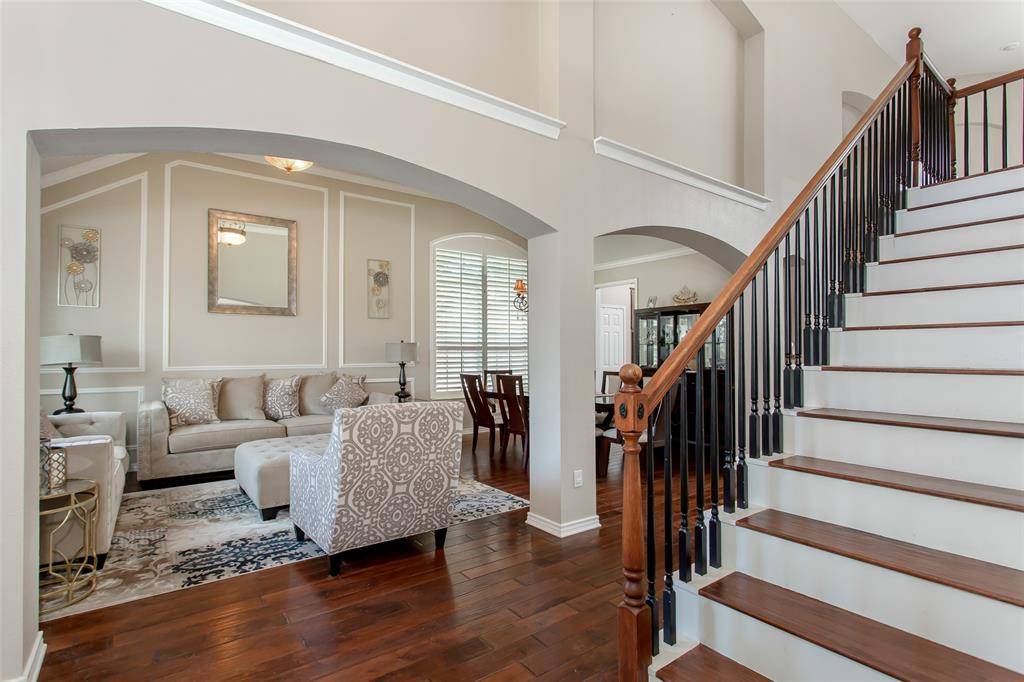 5916 Mossbrook Trail, Dallas, TX 75252