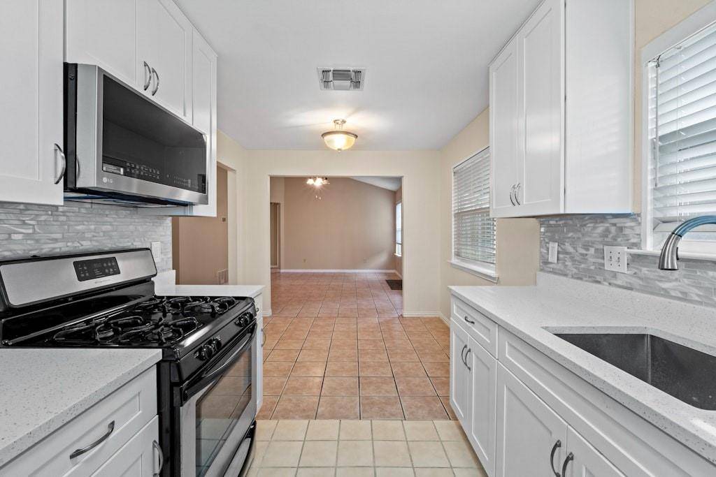 1809 Golden Pheasant DR, Austin, TX 78758