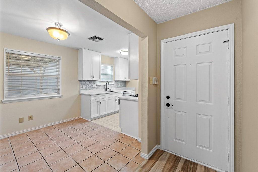 1809 Golden Pheasant DR, Austin, TX 78758