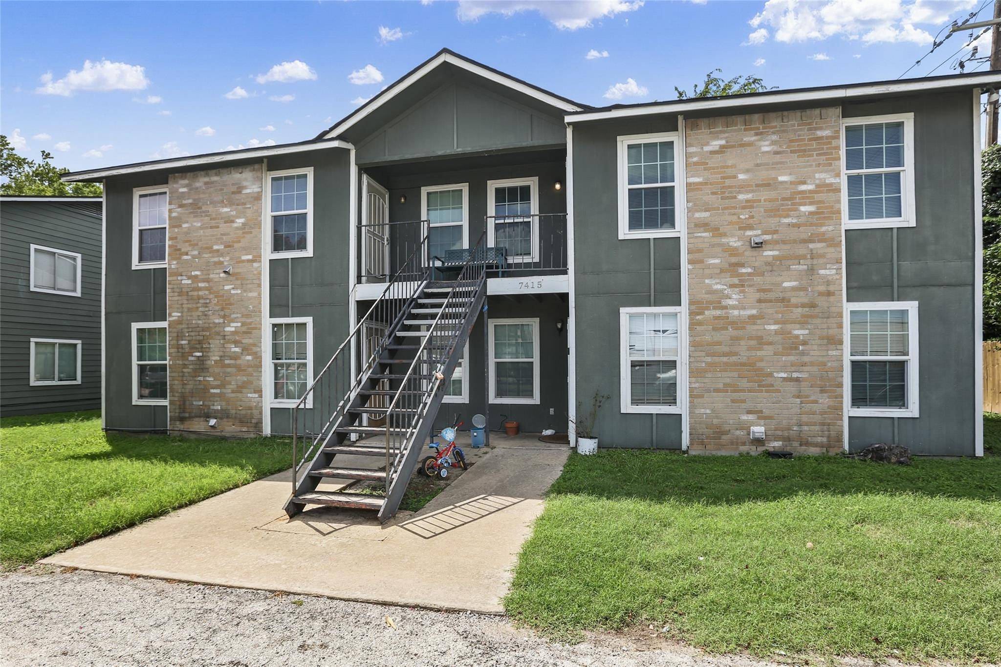 7415 VINTAGE HILLS DR #A, Austin, TX 78723