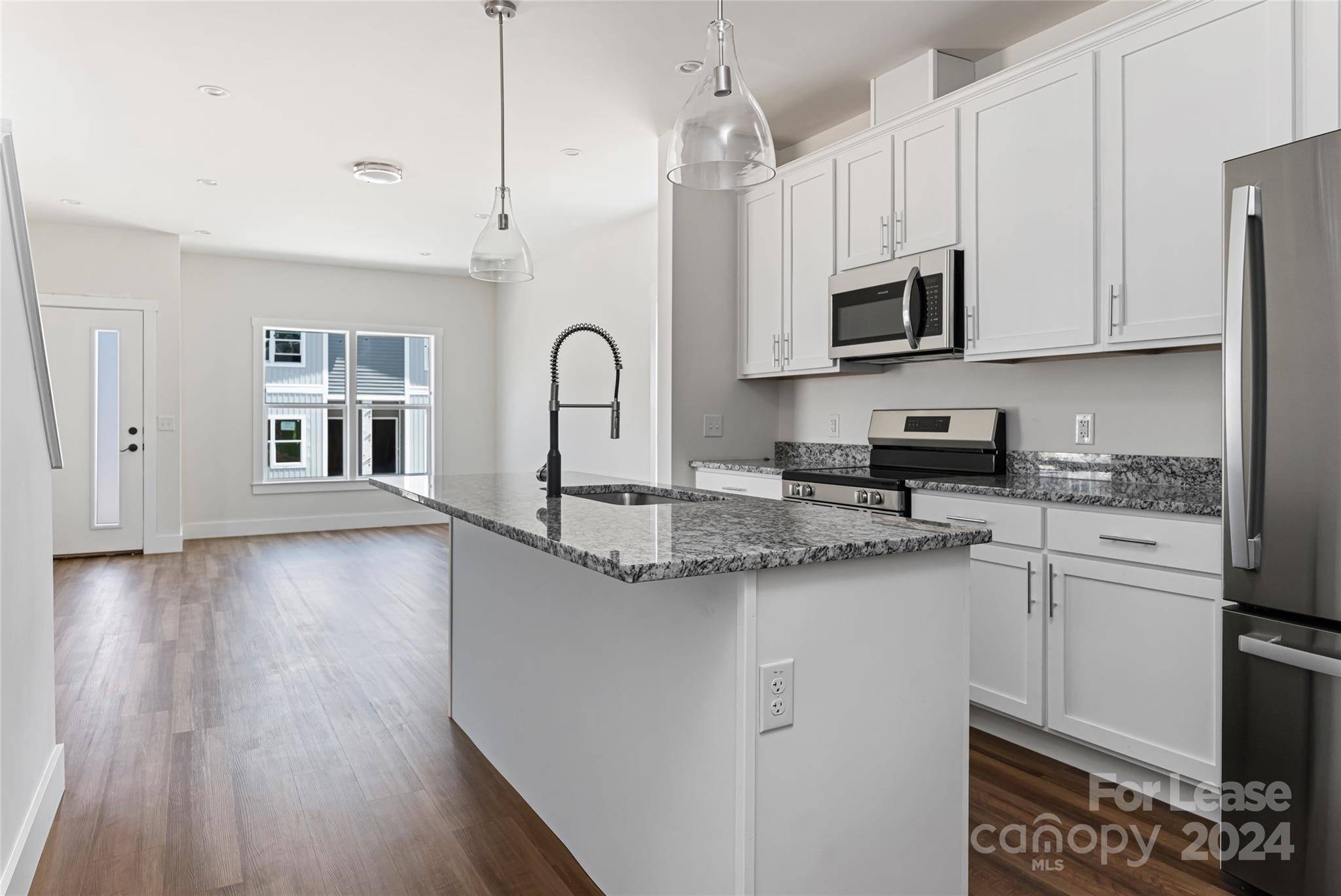 247 Cherrywood WAY, Asheville, NC 28806