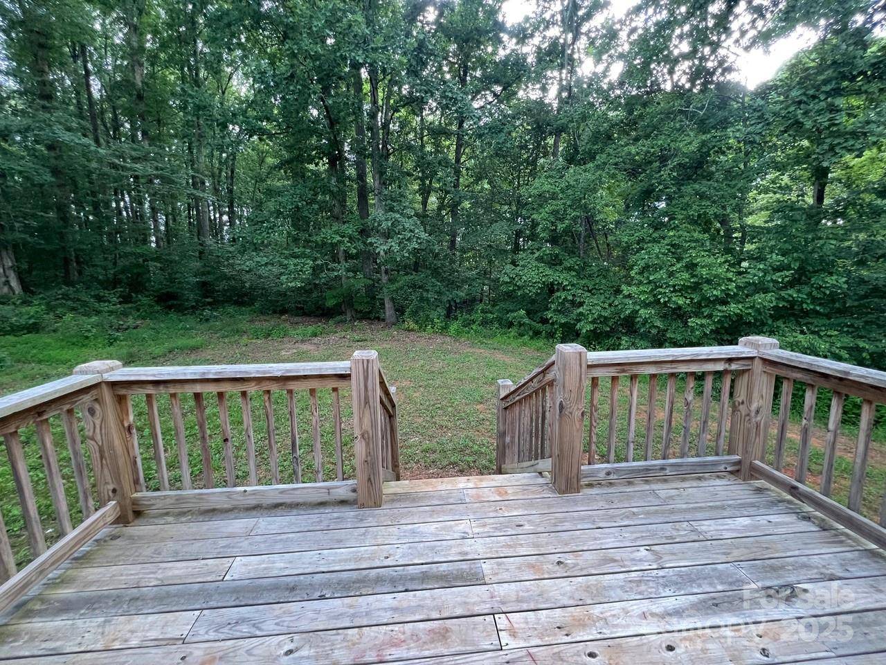 6581 Emerald Isle DR, Sherrills Ford, NC 28673