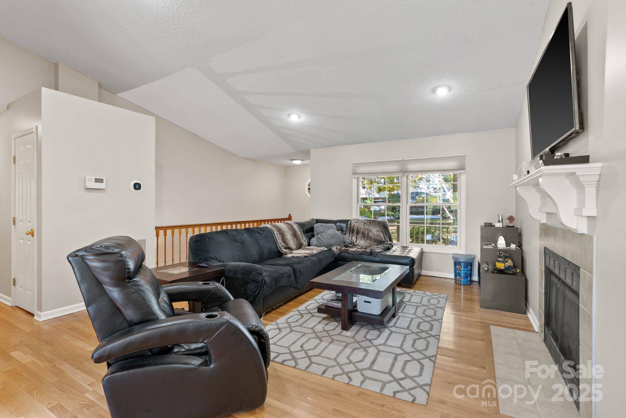 28 Foxberry DR, Arden, NC 28704