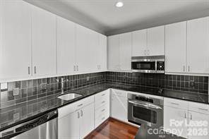 333 W Trade ST #1401, Charlotte, NC 28202