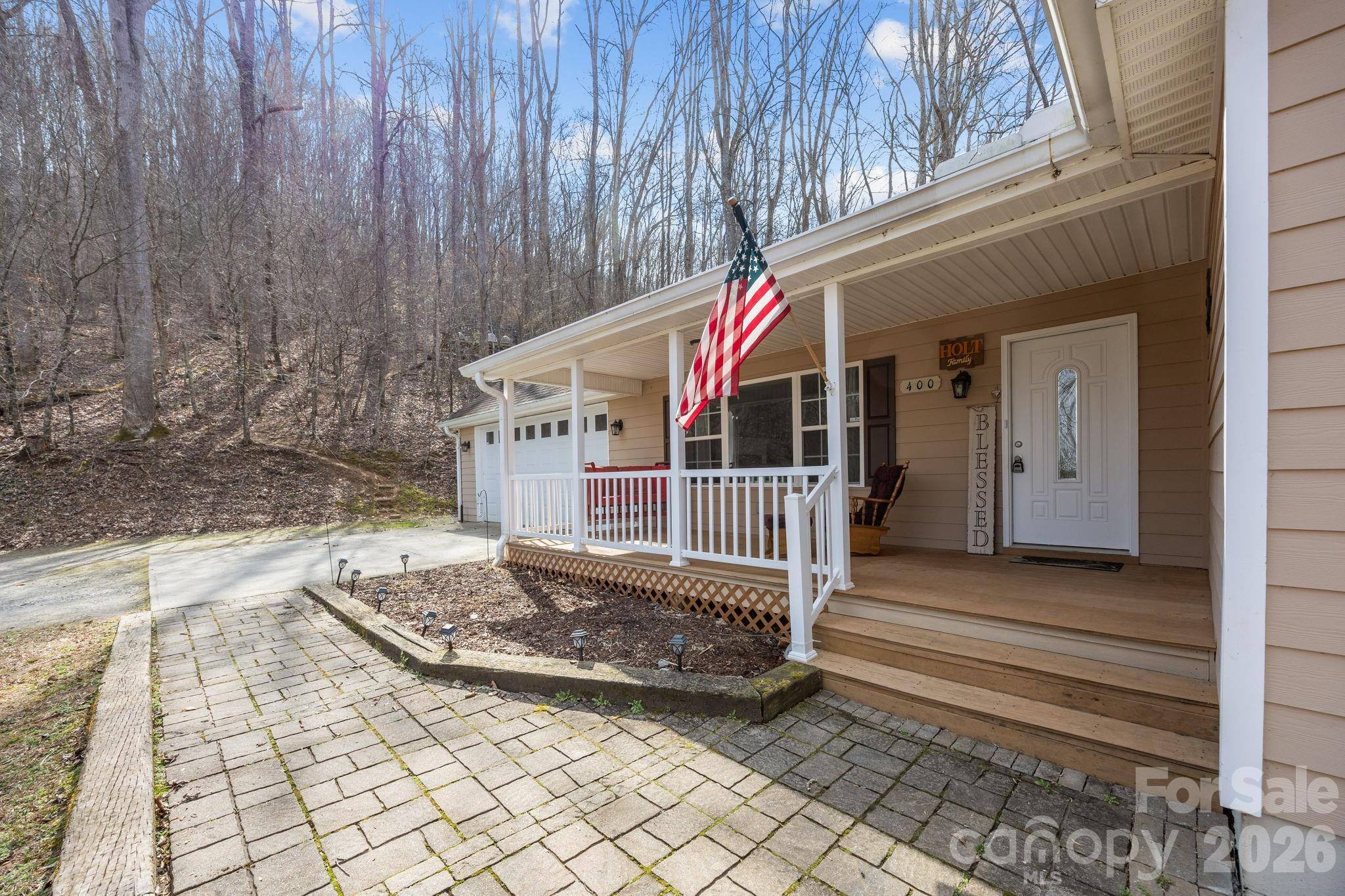 400 Honey Locust TRL, Whittier, NC 28789