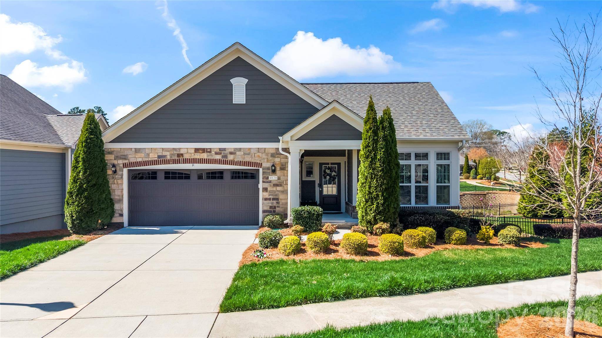 8020 Parknoll DR, Huntersville, NC 28078