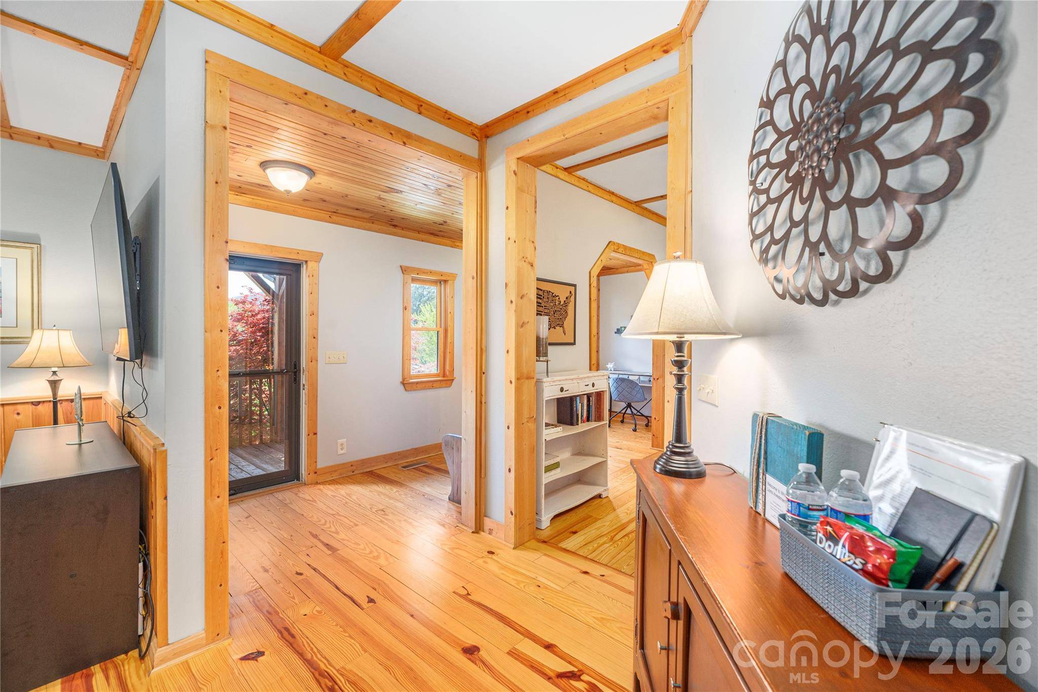 129 Valley Creek DR, Maggie Valley, NC 28751