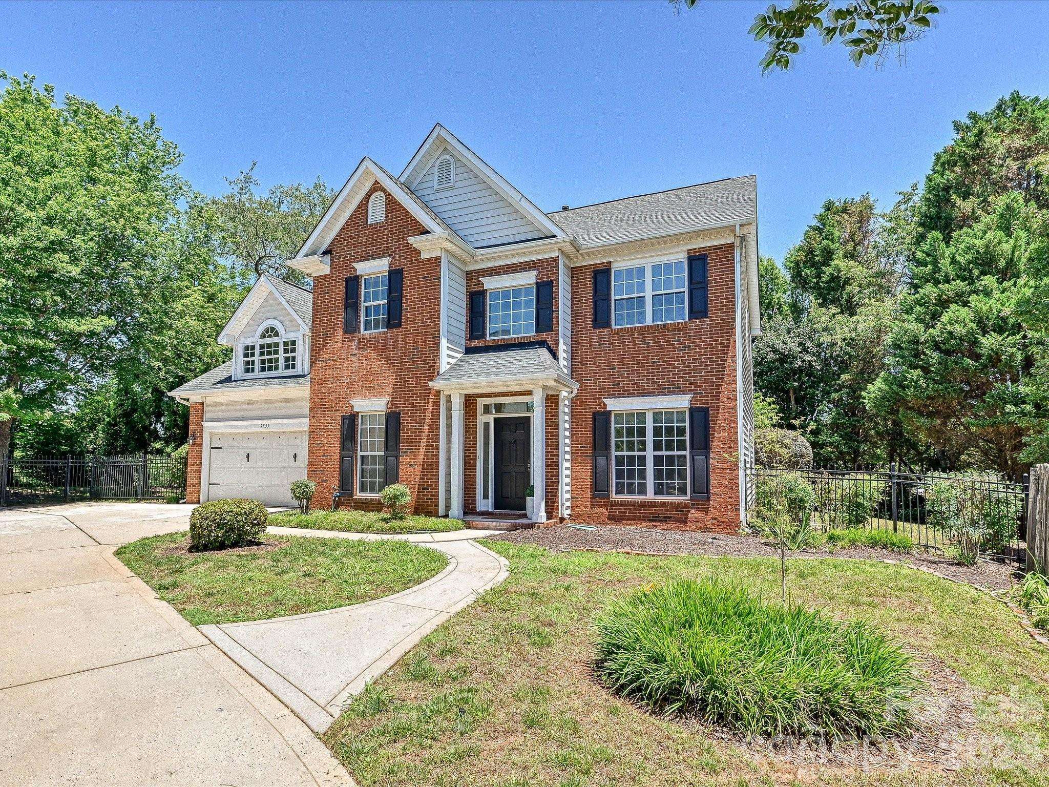 9539 Stawell DR, Huntersville, NC 28078