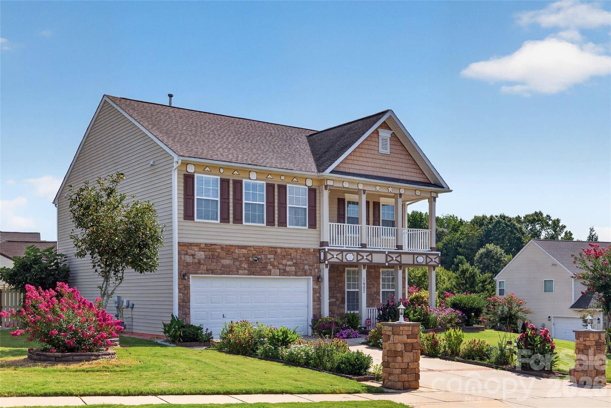 1607 Hoosac DR, Waxhaw, NC 28173