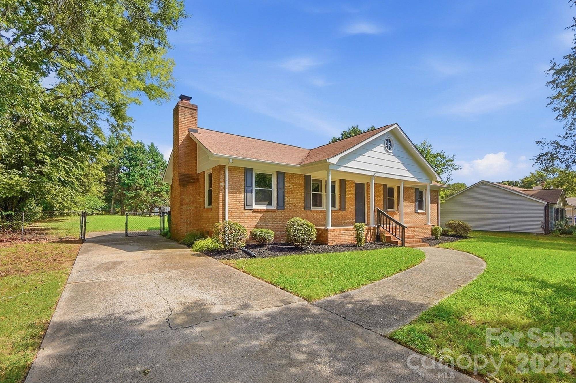 12011 Merriweather DR, Charlotte, NC 28273