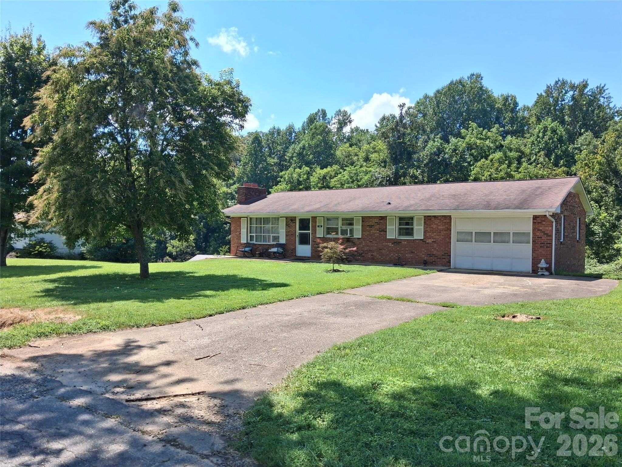 114 Ashworth CIR, Marion, NC 28752