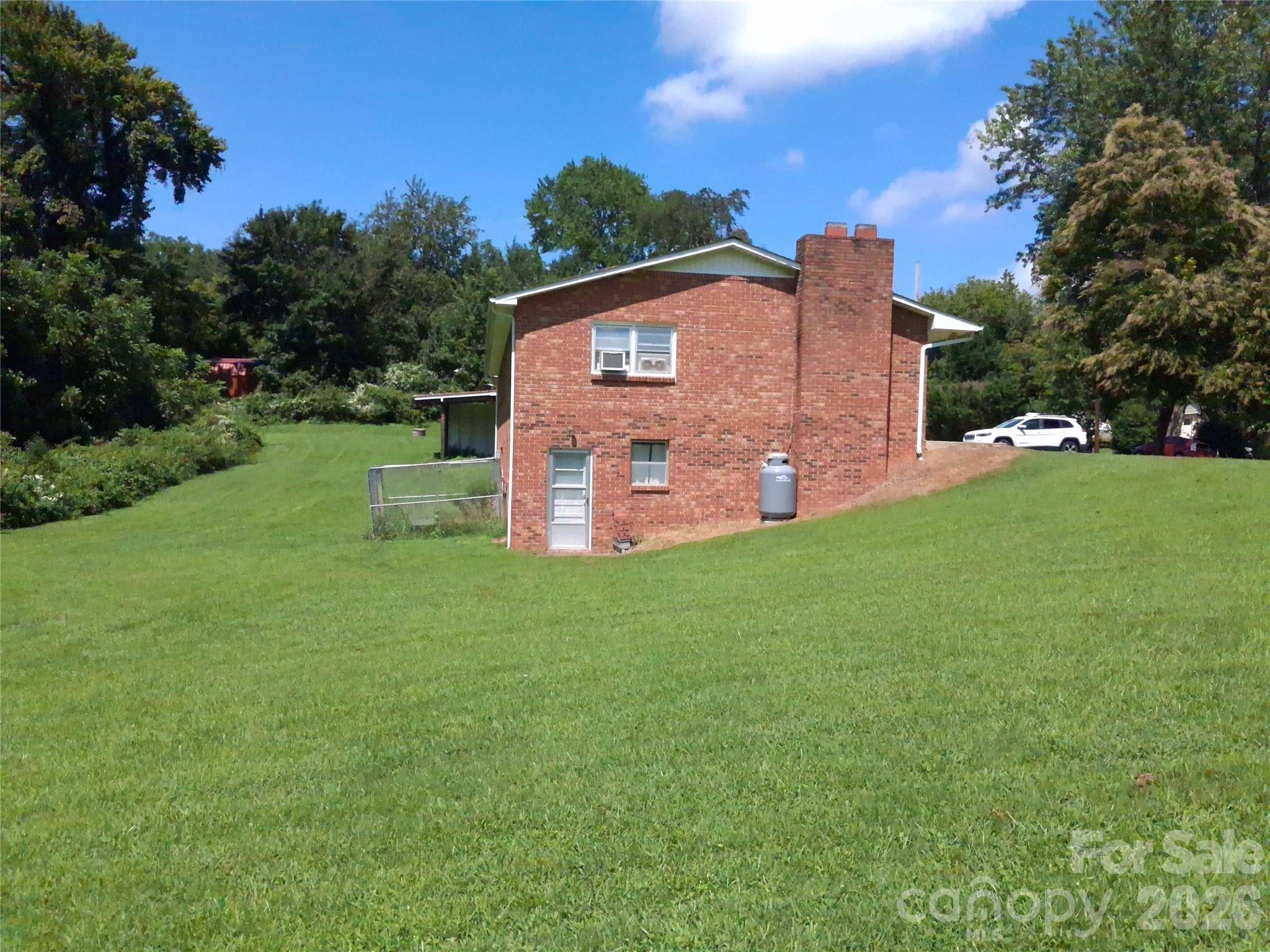 114 Ashworth CIR, Marion, NC 28752