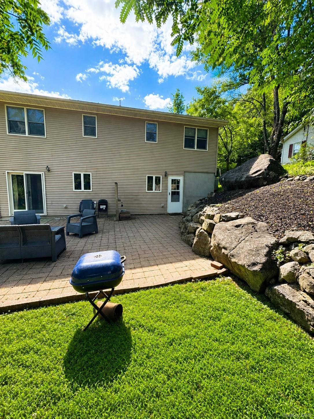 17 Brooks LN #B, Fort Montgomery, NY 10922