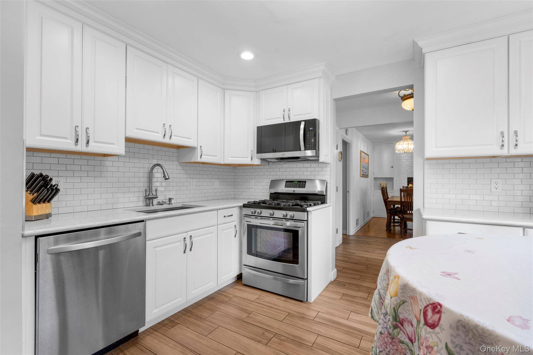 410 S Chelsea RD, White Plains, NY 10603
