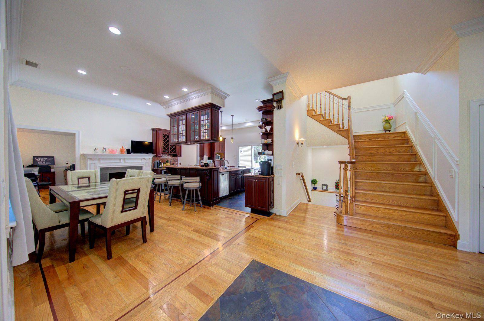 97 Chestnut ST, Mount Sinai, NY 11766