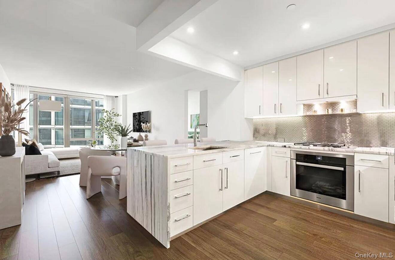 50 Riverside BLVD #15M, New York (manhattan), NY 10069