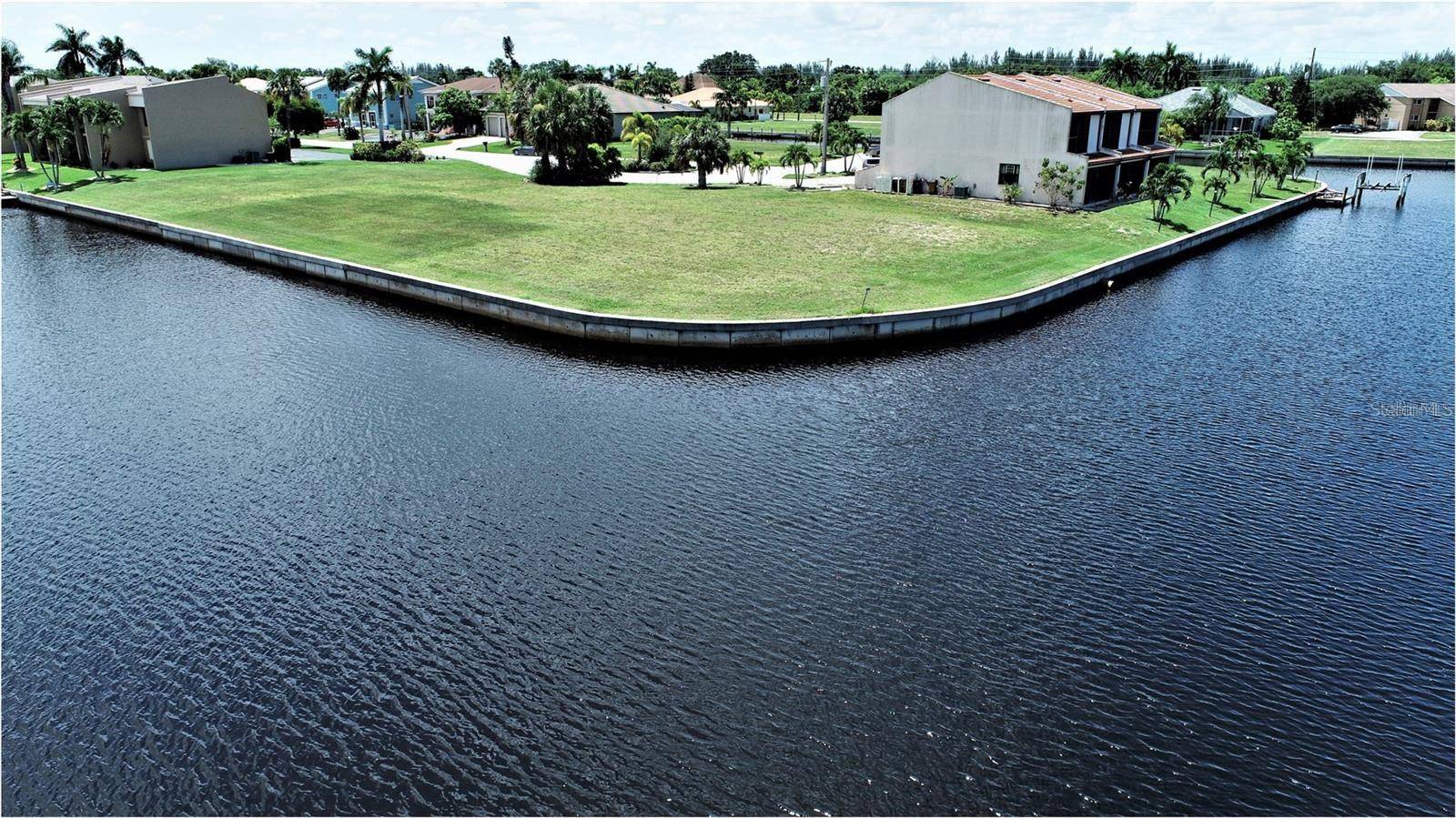 1447 MEDITERRANEAN DR, Punta Gorda, FL 33950