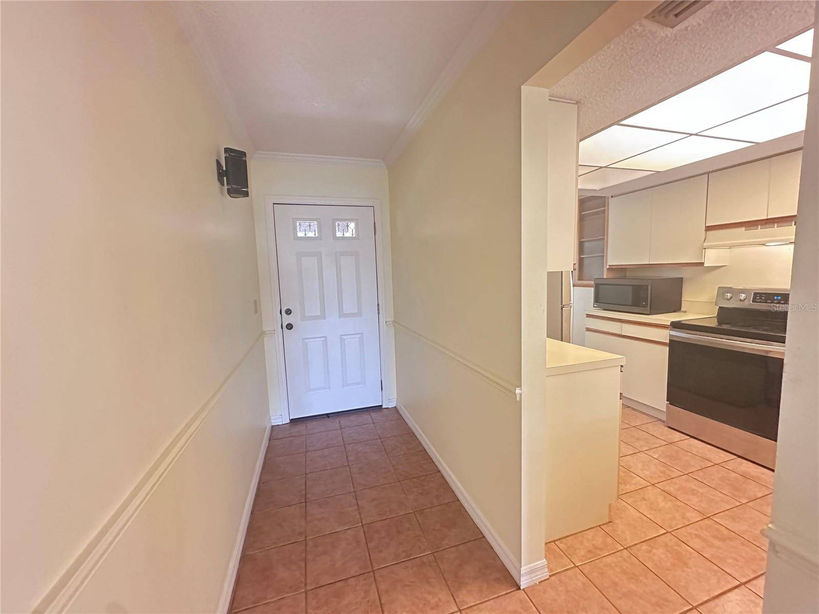 6221 TIMBER LAKE DR #C1, Sarasota, FL 34243