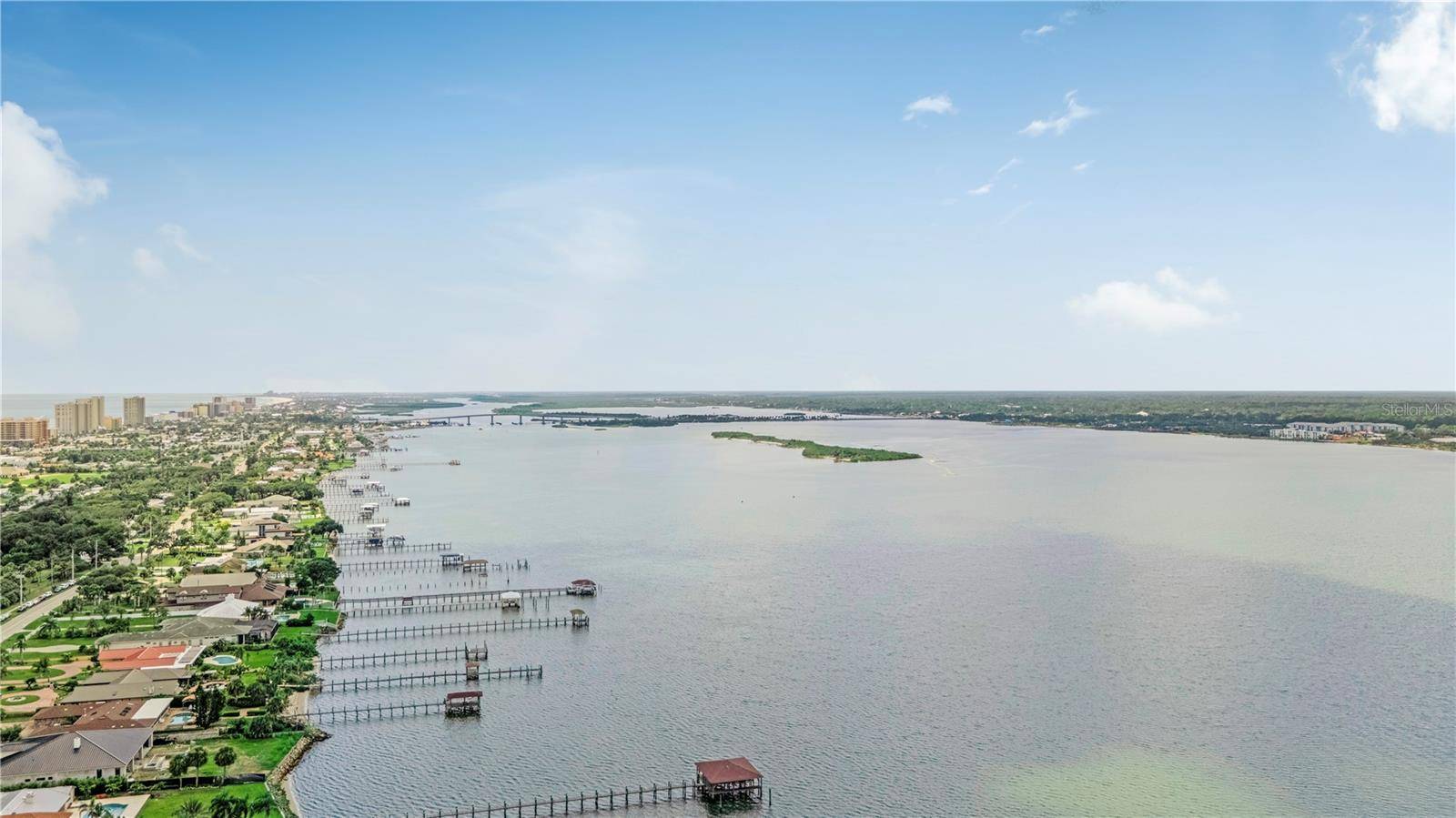 3 OCEANS WEST BLVD #2B2, Daytona Beach Shores, FL 32118