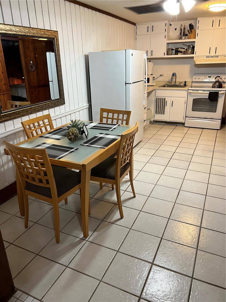 10301 US HIGHWAY 27 #100, Clermont, FL 34711