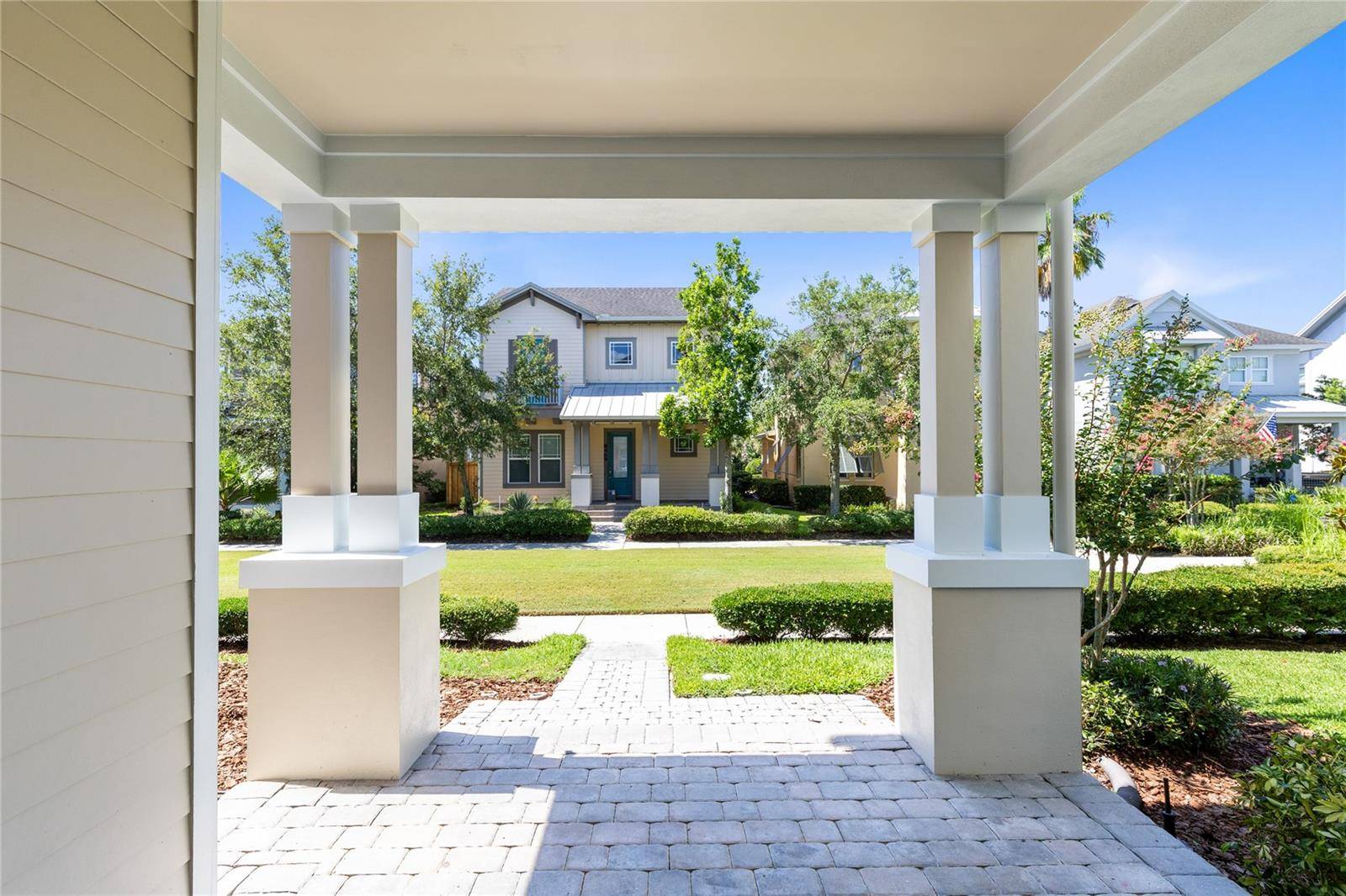 8460 BERGSON PL, Orlando, FL 32827
