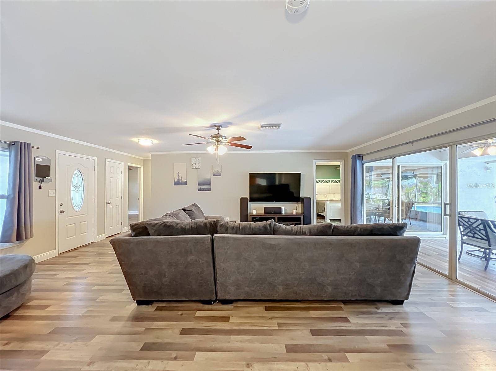 1523 CANTERBURY CIR, Casselberry, FL 32707
