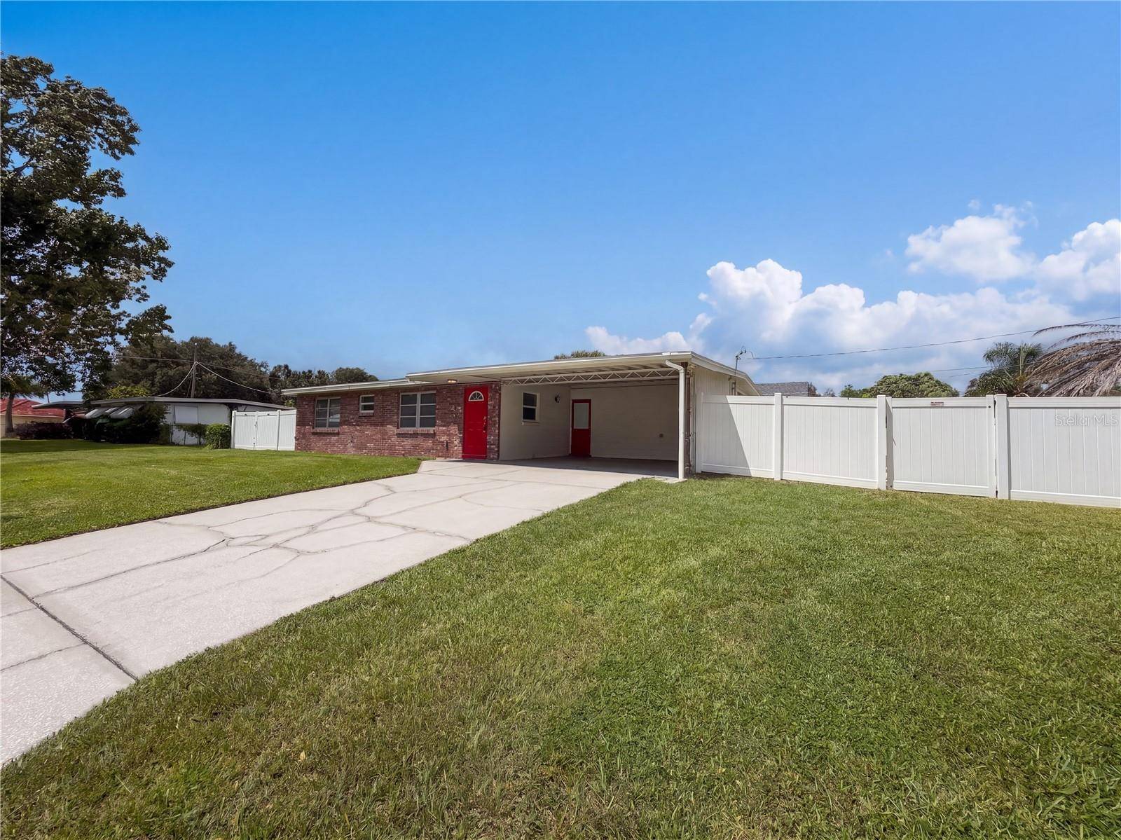 119 LANTERN LN, Winter Haven, FL 33884
