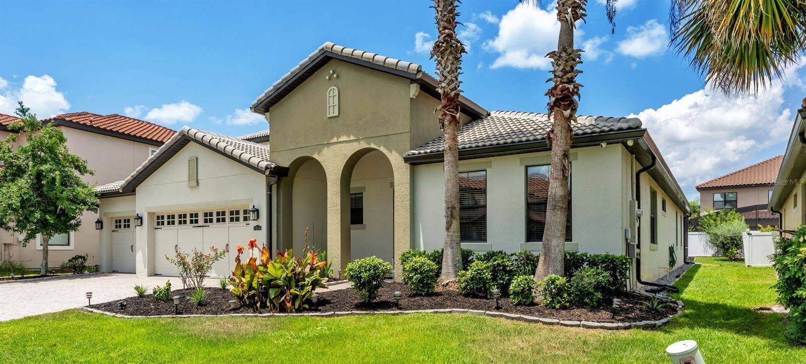 3814 SHORESIDE DR, Kissimmee, FL 34746