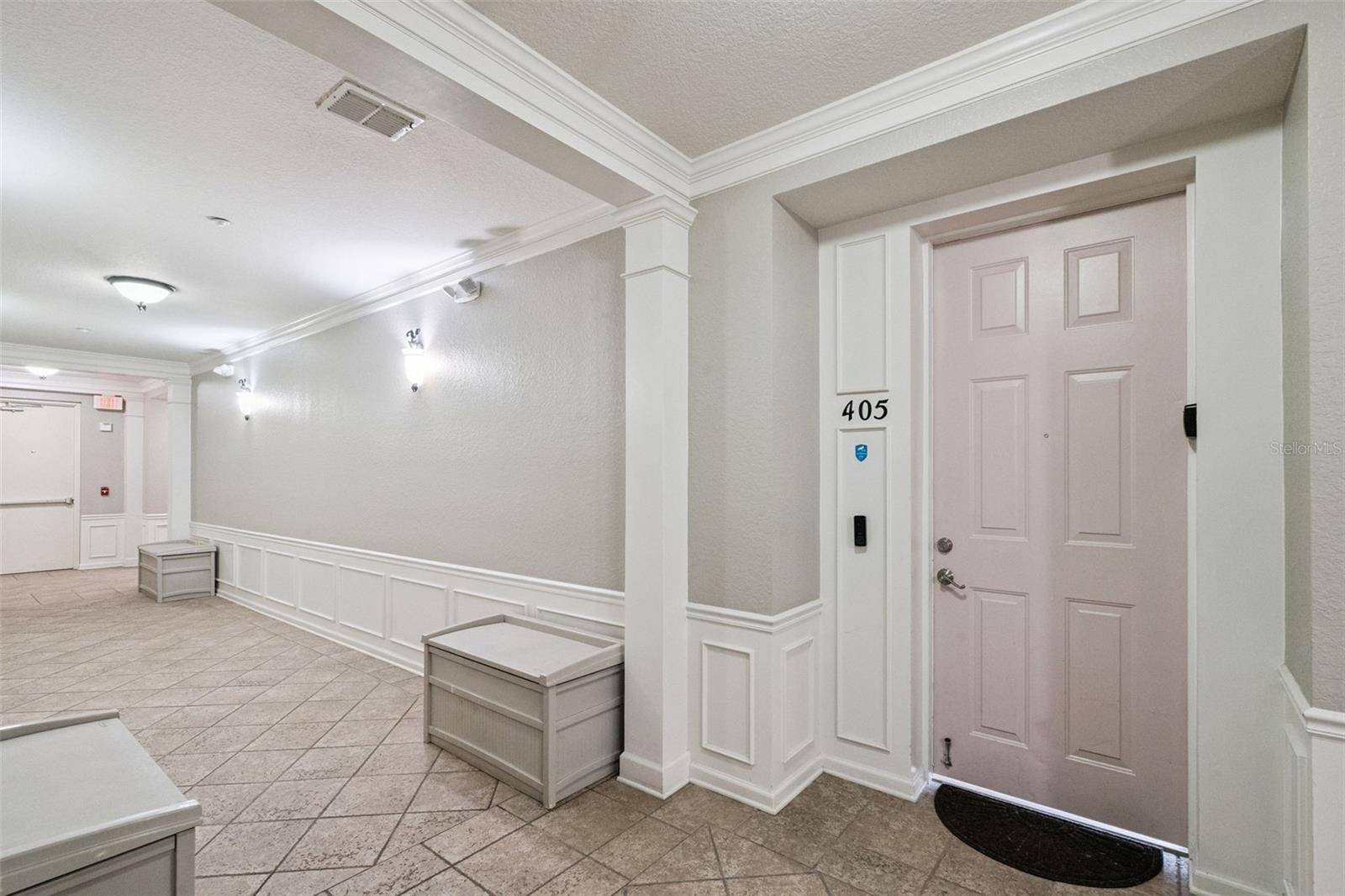4840 CAYVIEW AVE #405, Orlando, FL 32819