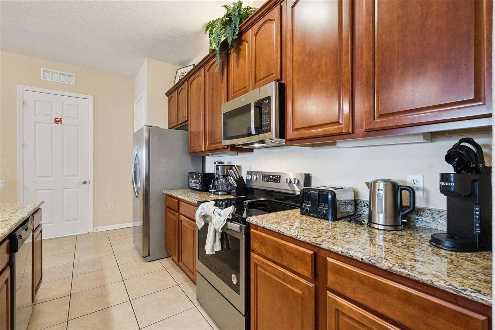 4840 CAYVIEW AVE #405, Orlando, FL 32819