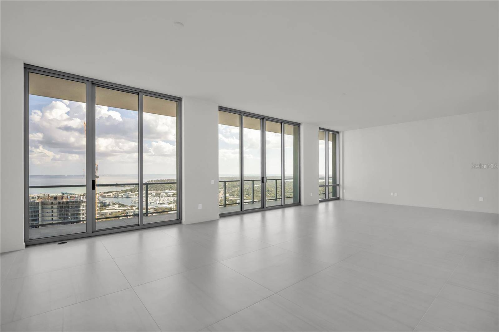 400 CENTRAL AVE #4002, St Petersburg, FL 33701