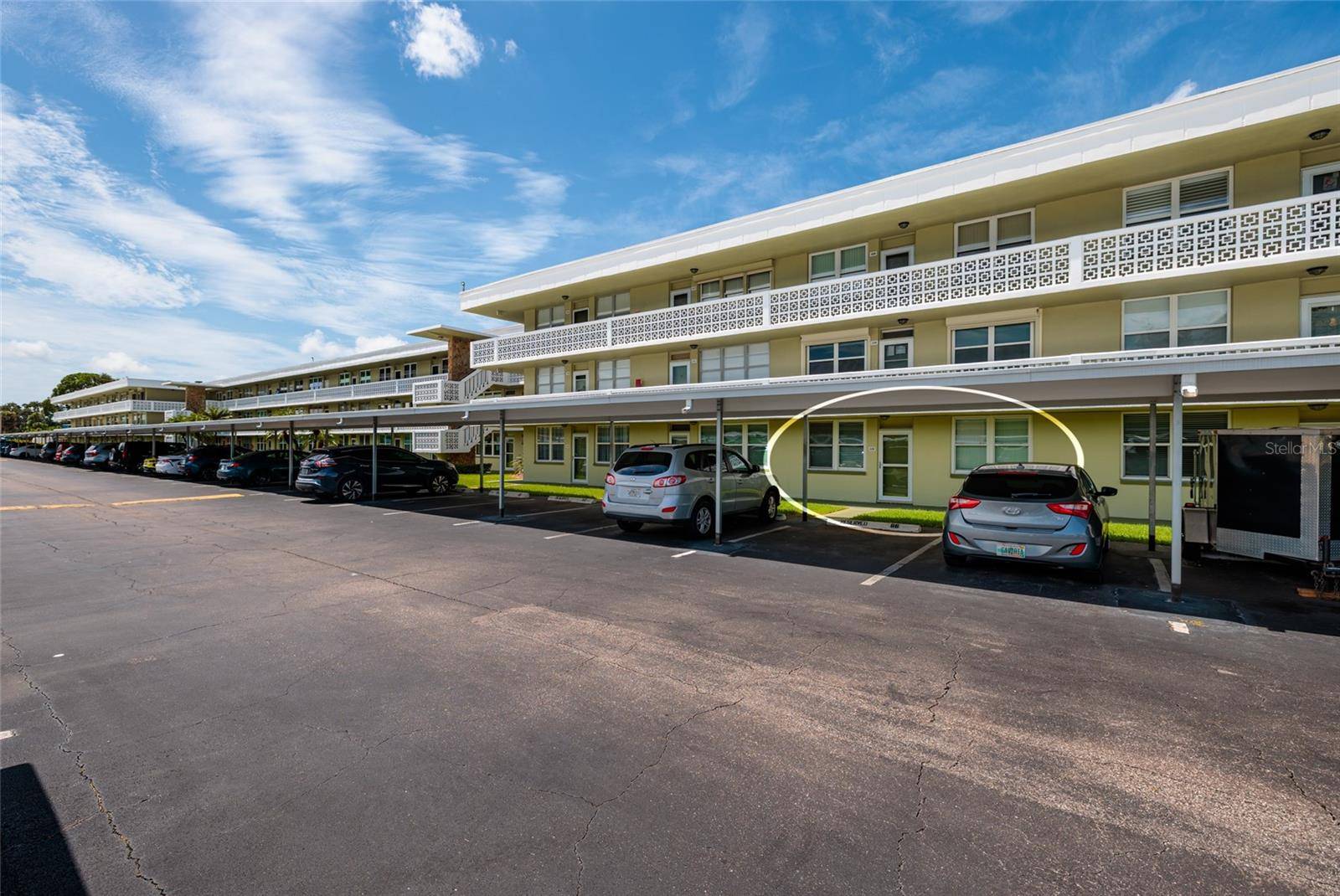 4890 BAY ST NE #128, St Petersburg, FL 33703