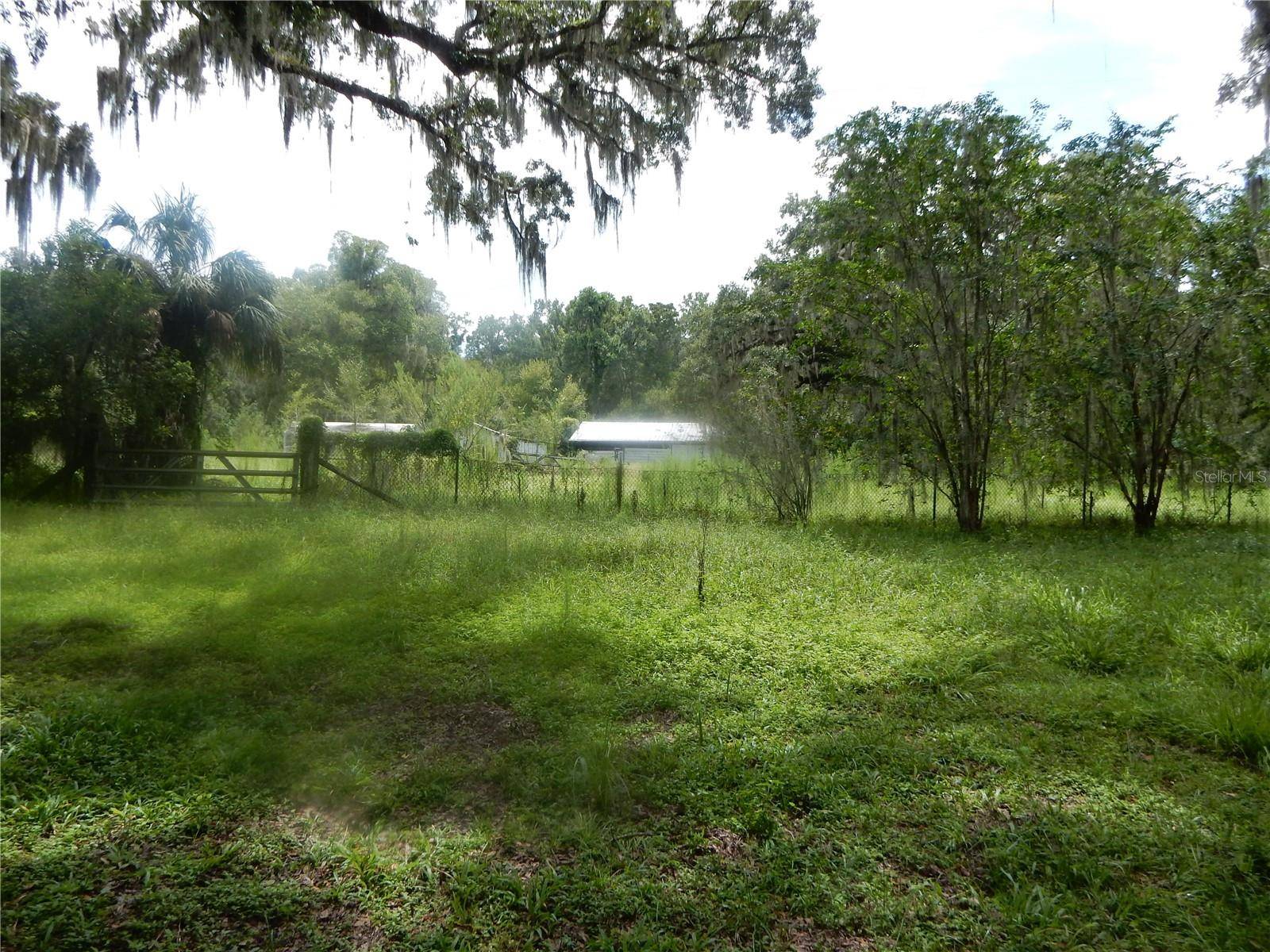 38036 CENTRAL AVE, Zephyrhills, FL 33540